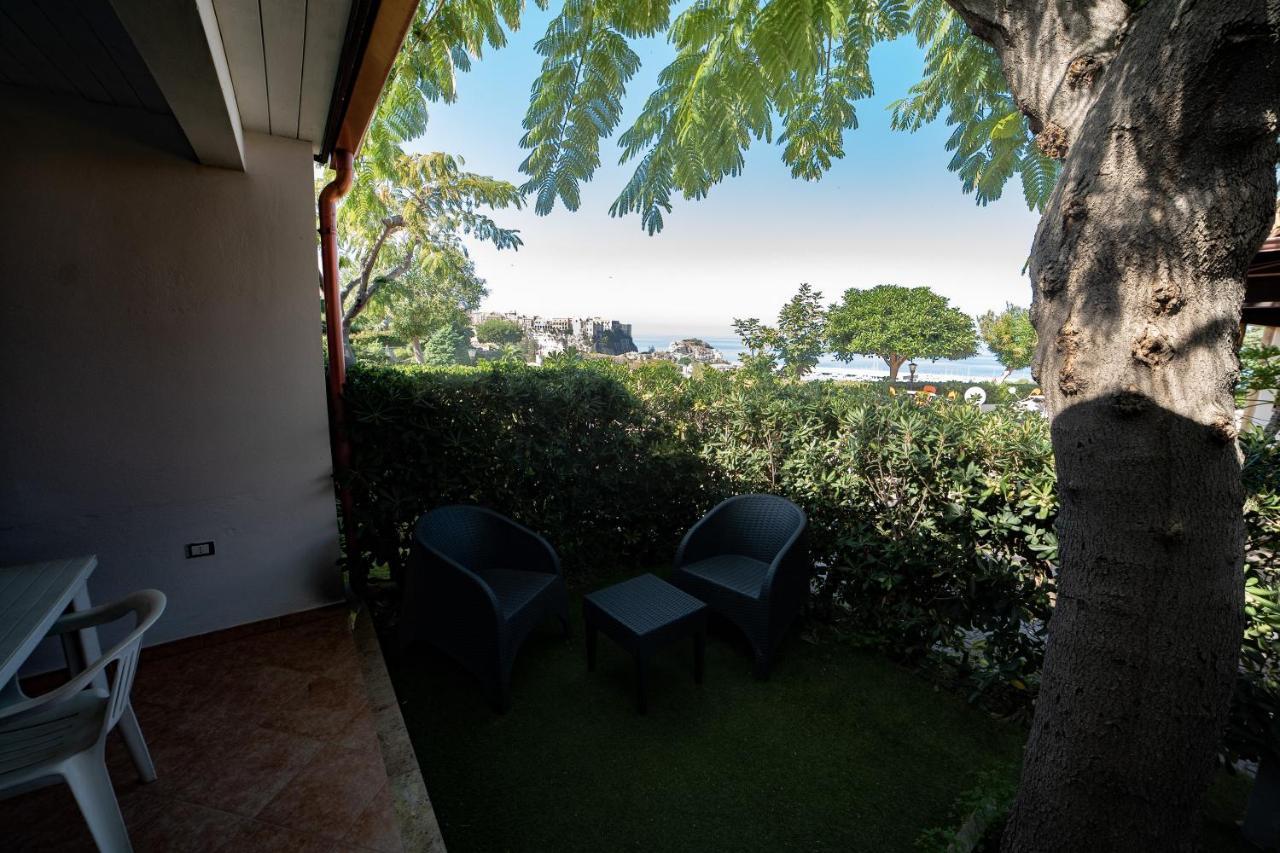 Residence New Paradise โตรเปอา ภายนอก รูปภาพ