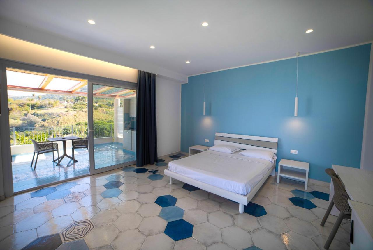 Residence New Paradise โตรเปอา ภายนอก รูปภาพ
